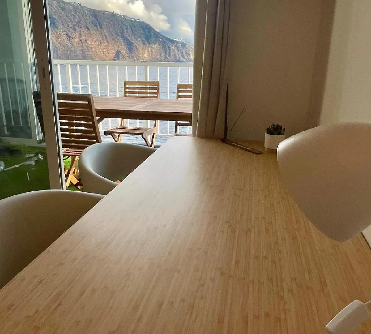Apartment Inside The Wave A تاكورونتي